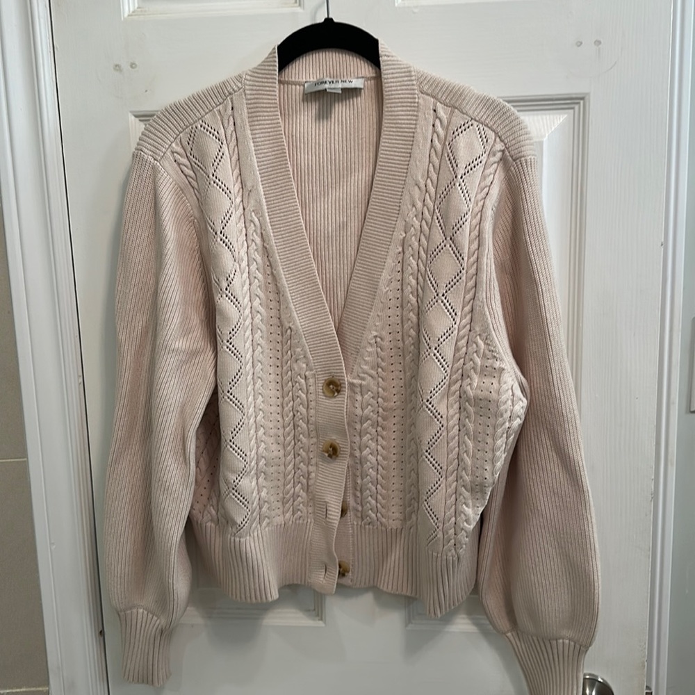 SOLD 🩷🩷 Knit cardigan from Forever New size large